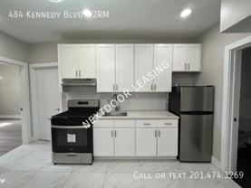 484 Kennedy Blvd #2RM - Photo 1 of 1