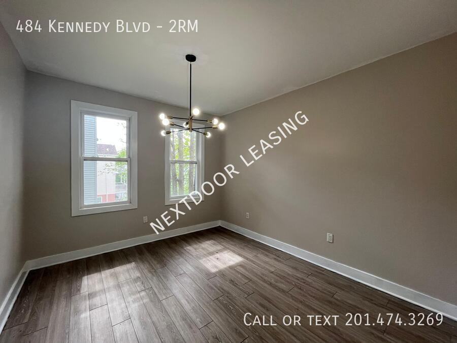 484 Kennedy Blvd #2RM - Photo 7 of 9