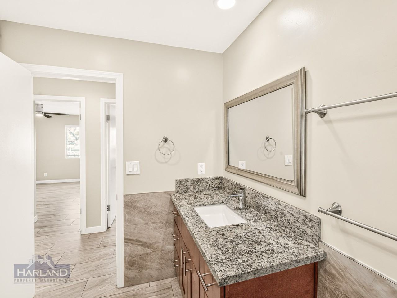 1628 S Pacific St - Photo 6 of 17