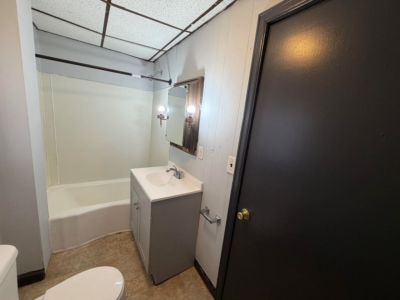 1108 Wabash Ave - Photo 6 of 16