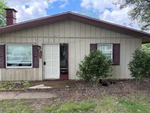 1612 Crestview Dr - Photo 1 of 1