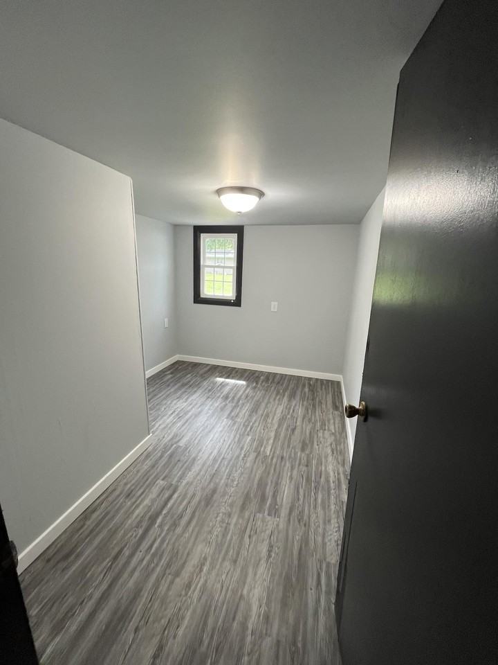 410 Lakeview Ave - Photo 7 of 16