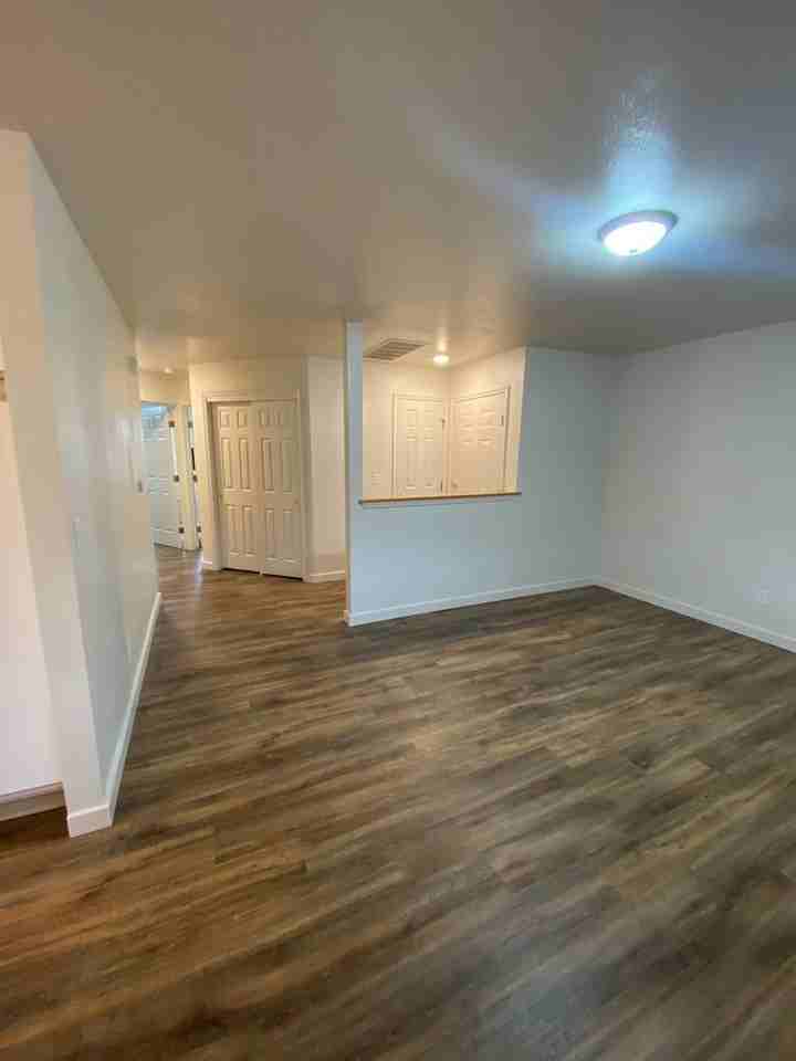 313 S Meridian Rd #203 - Photo 3 of 19