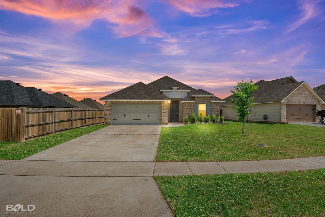 3348 Grand Lake Dr