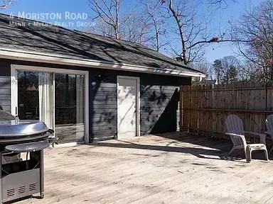 4 Moriston Rd - Photo 5 of 47