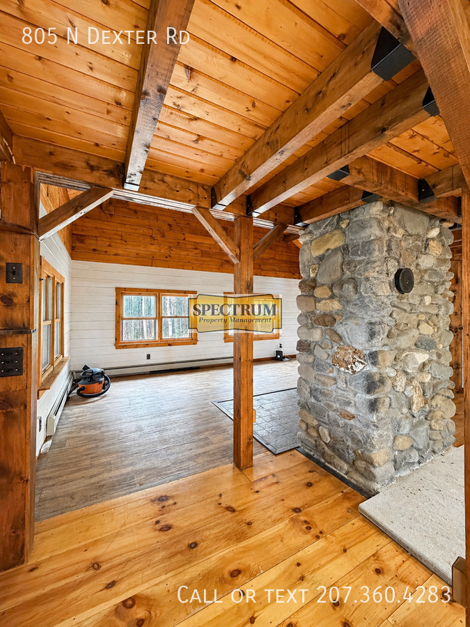 805 N Dexter Rd - Photo 6 of 7