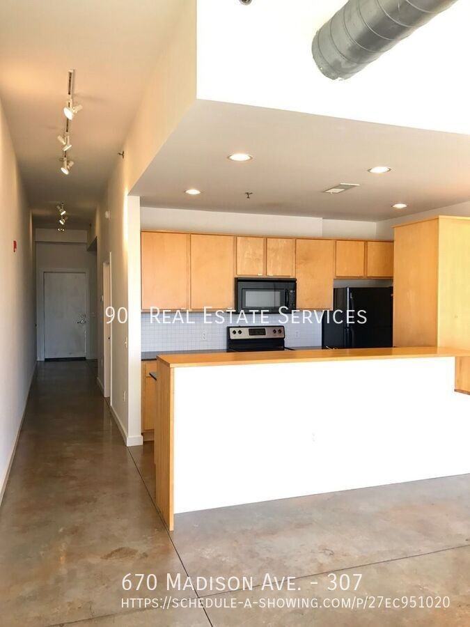 670 Madison Ave #307 - Photo 7 of 20