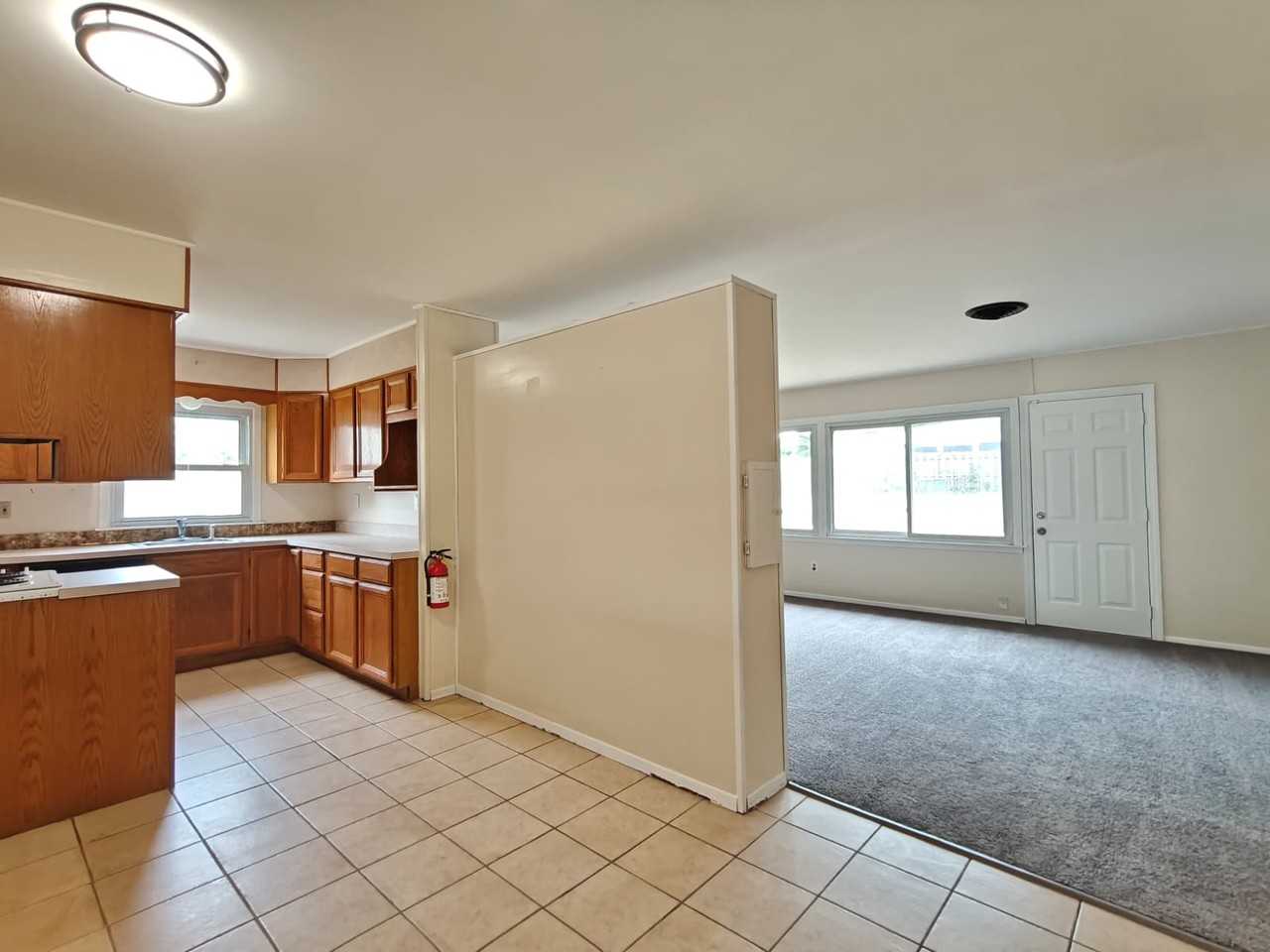 65 Sandstone Ln - Photo 3 of 16