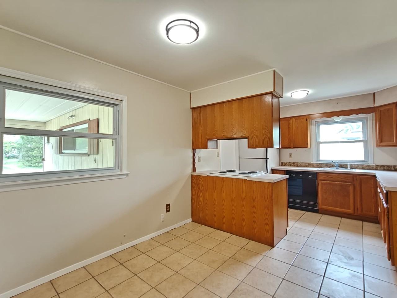 65 Sandstone Ln - Photo 4 of 16