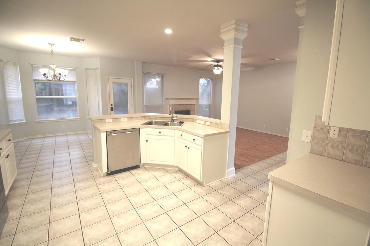 2616 Tree Crown #NA - Photo 4 of 16