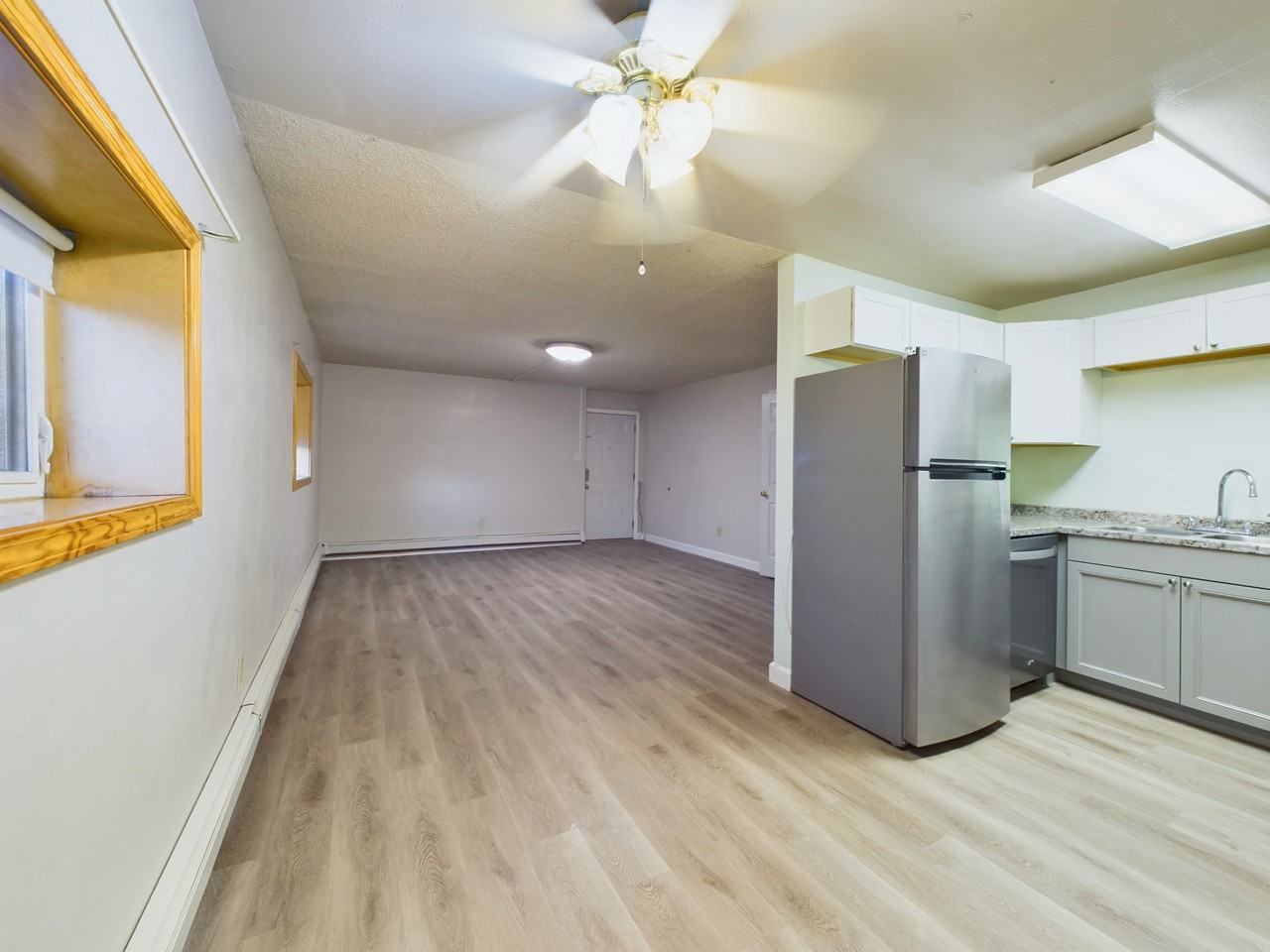 2663 Turner St #3 - Photo 2 of 9