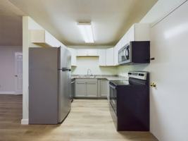 featured image of 2663 Turner St #3