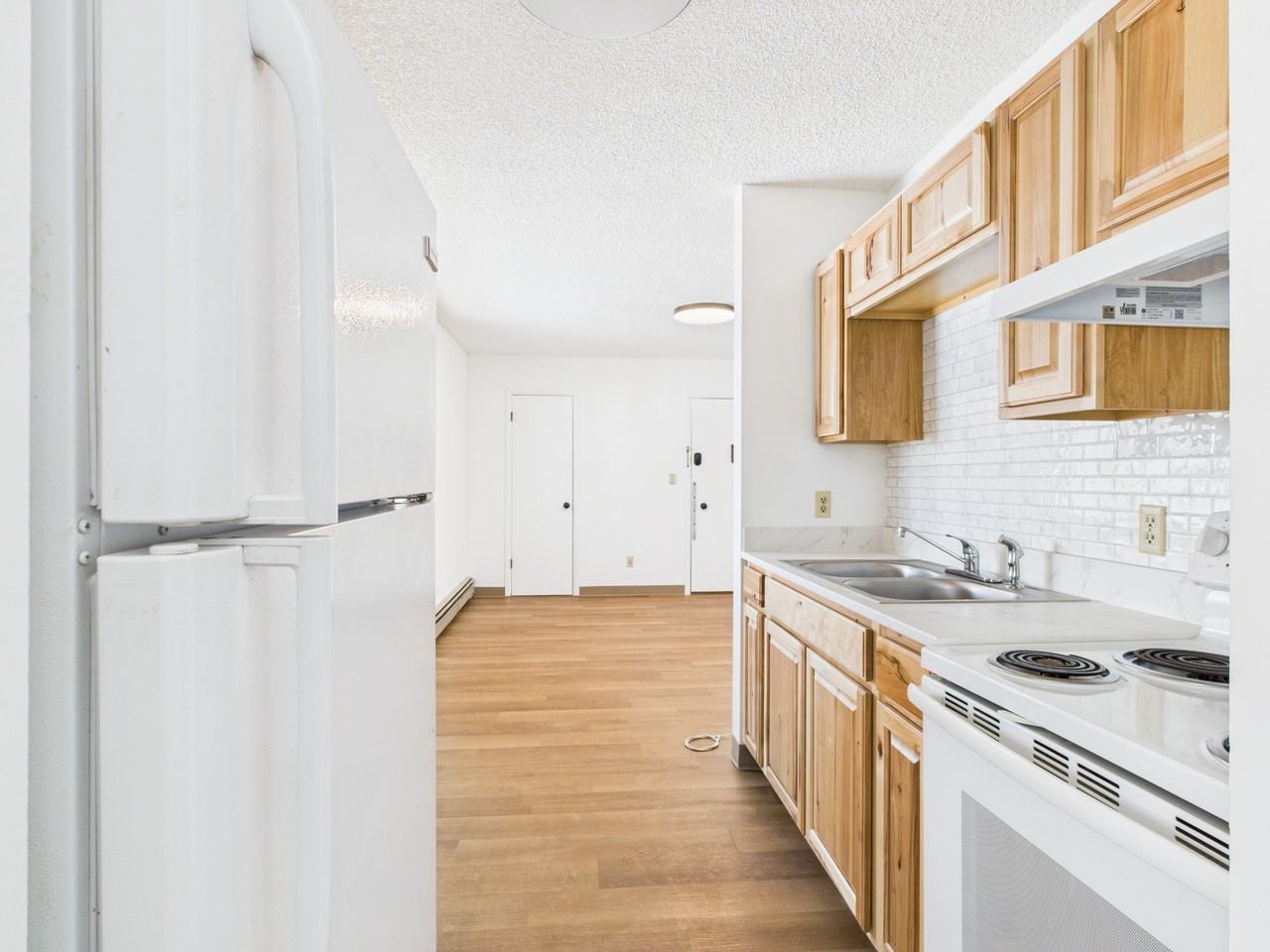 401 Slater St #6 - Photo 2 of 9