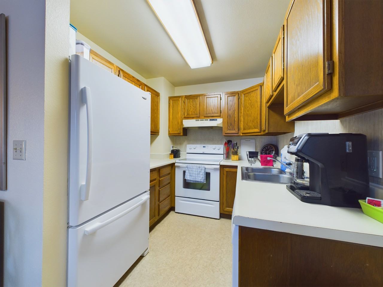 933 Cowles St #2 - Photo 5 of 16