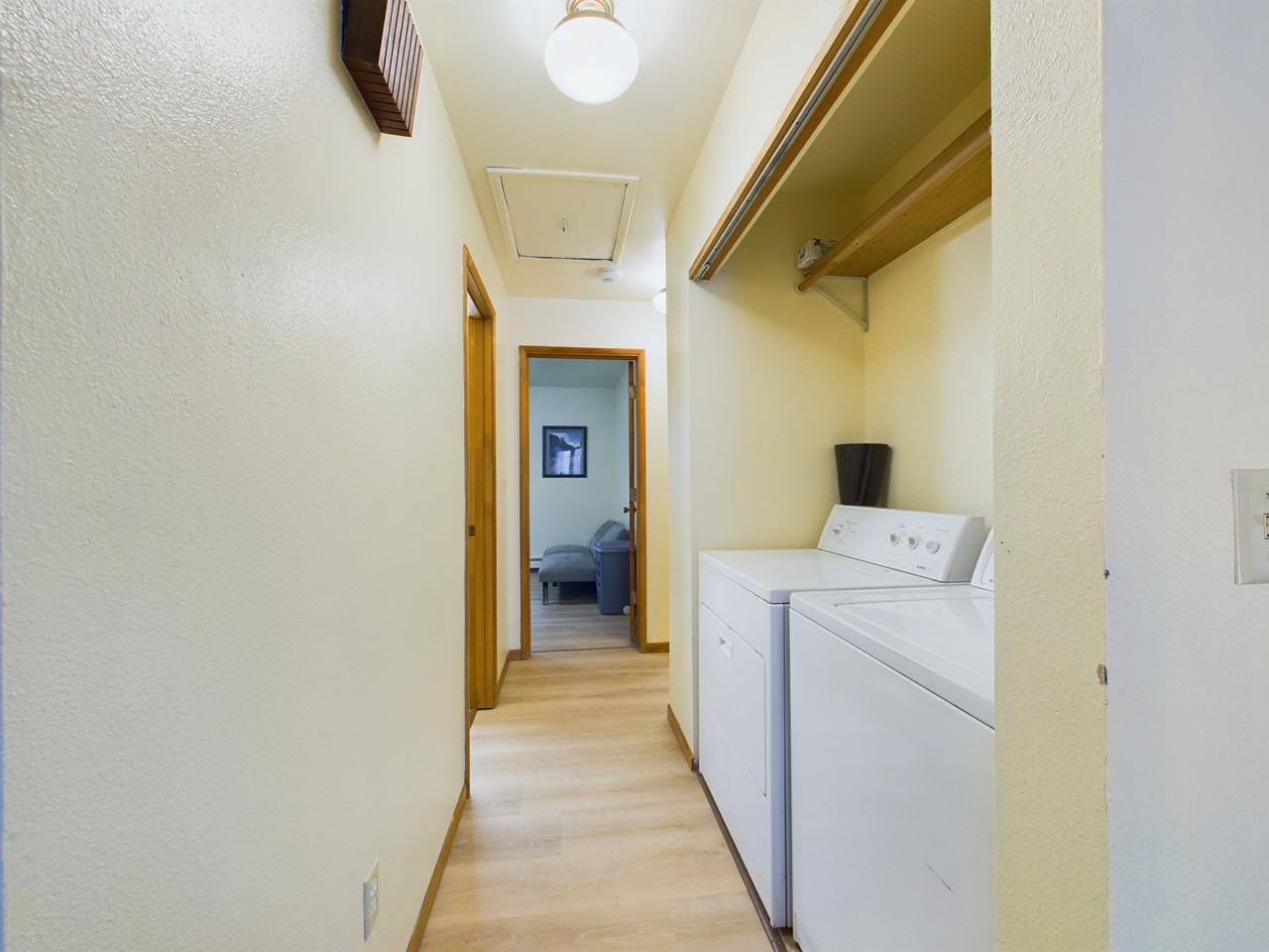 933 Cowles St #2 - Photo 6 of 16