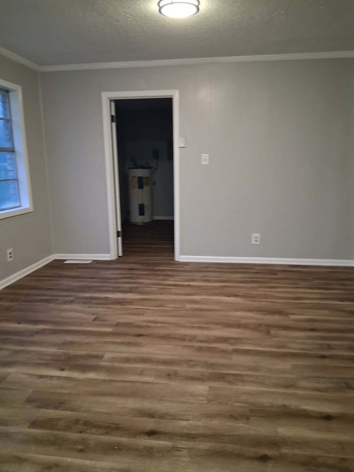 1103 Berrywood Ave #1 - Photo 6 of 10