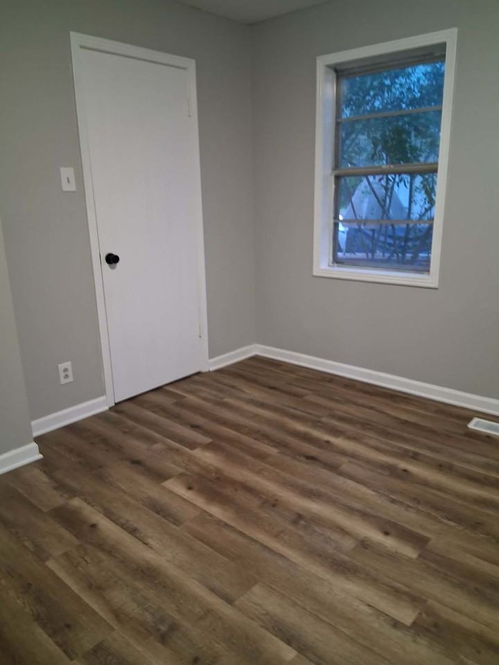 1103 Berrywood Ave #1 - Photo 7 of 10