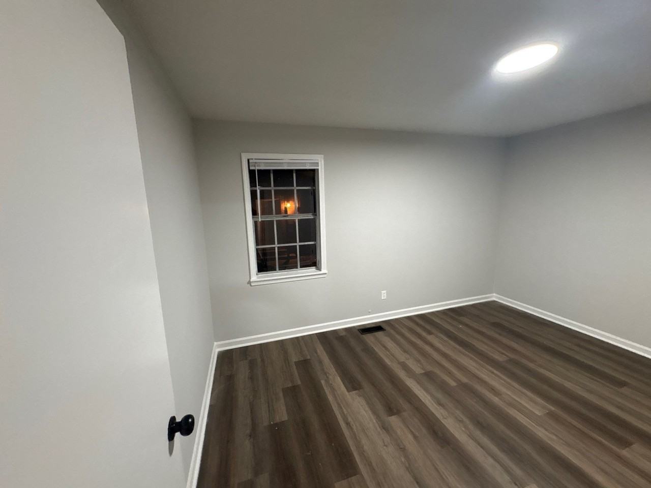 1109 Westmoreland St #1 - Photo 6 of 10