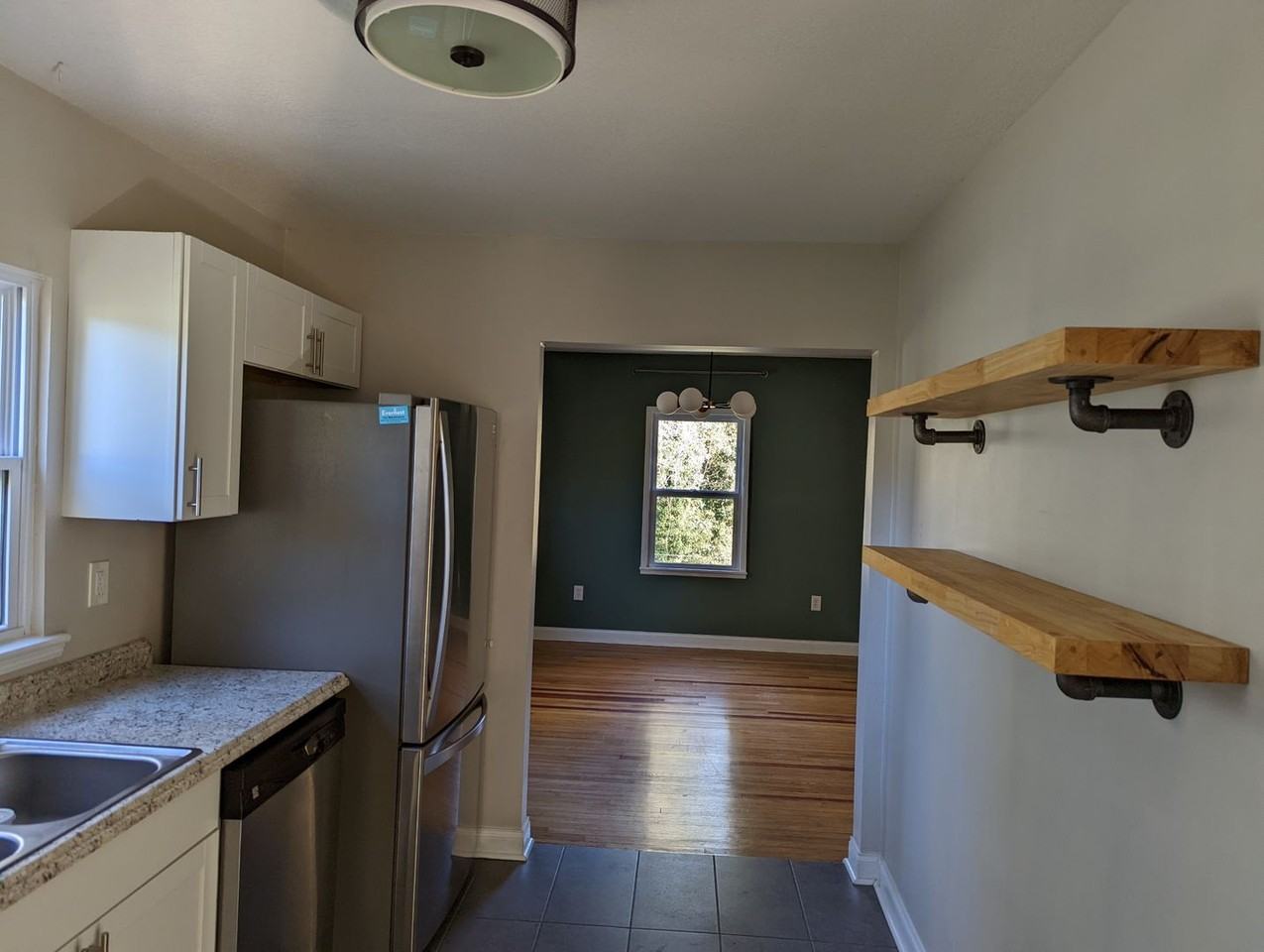 172 Lynda Cir - Photo 6 of 19