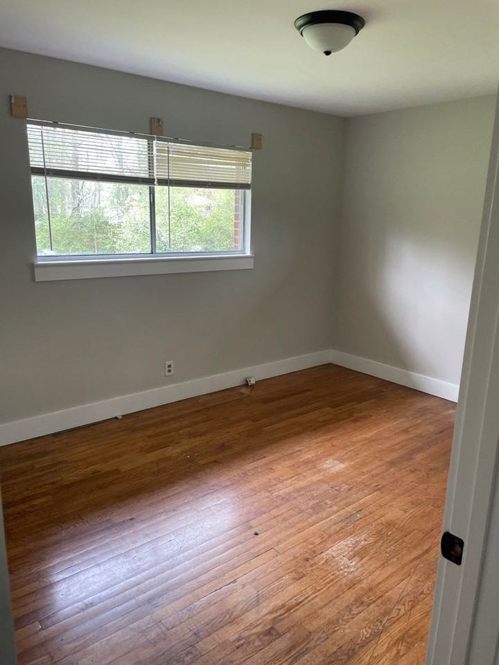 1302 Ridgefield Cir - 1302 Ridgefield Cir #B - Photo 6 of 6