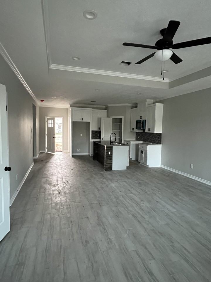 6200 Mire St #B - Photo 2 of 9