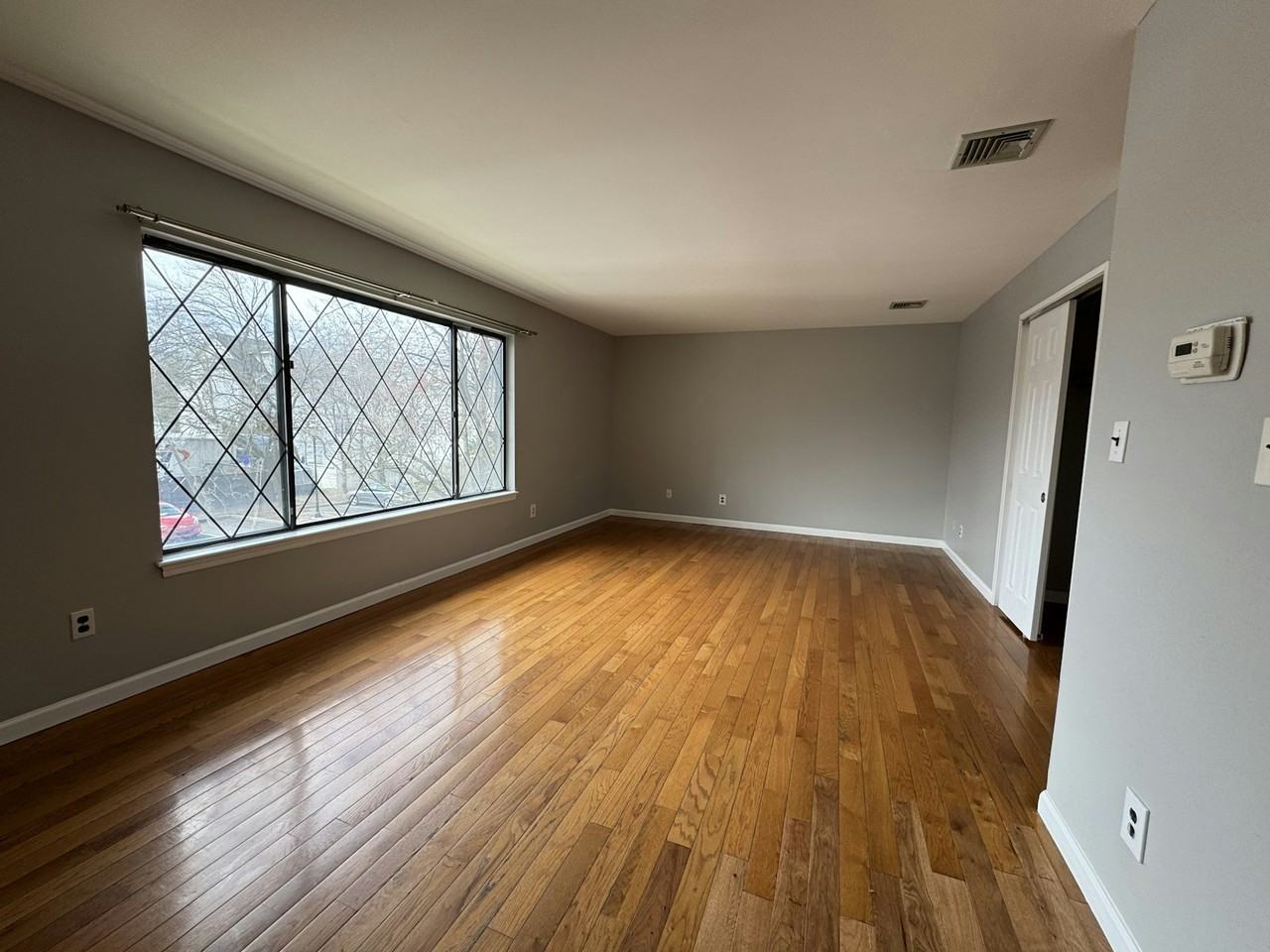 192 Burnet Avenue, Unit 7 - Photo 2 of 11