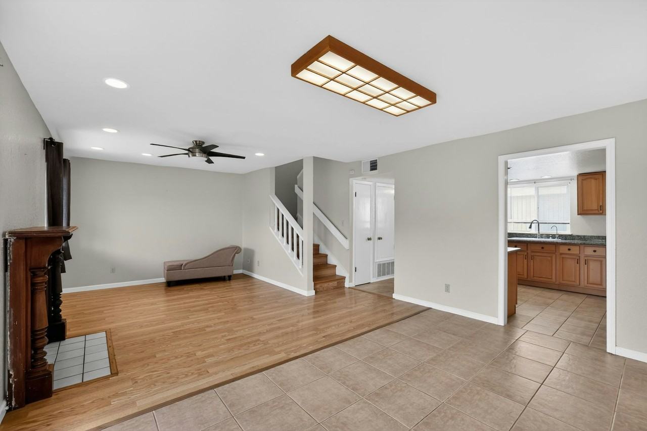 5081 Veranda Terrace - Photo 5 of 15