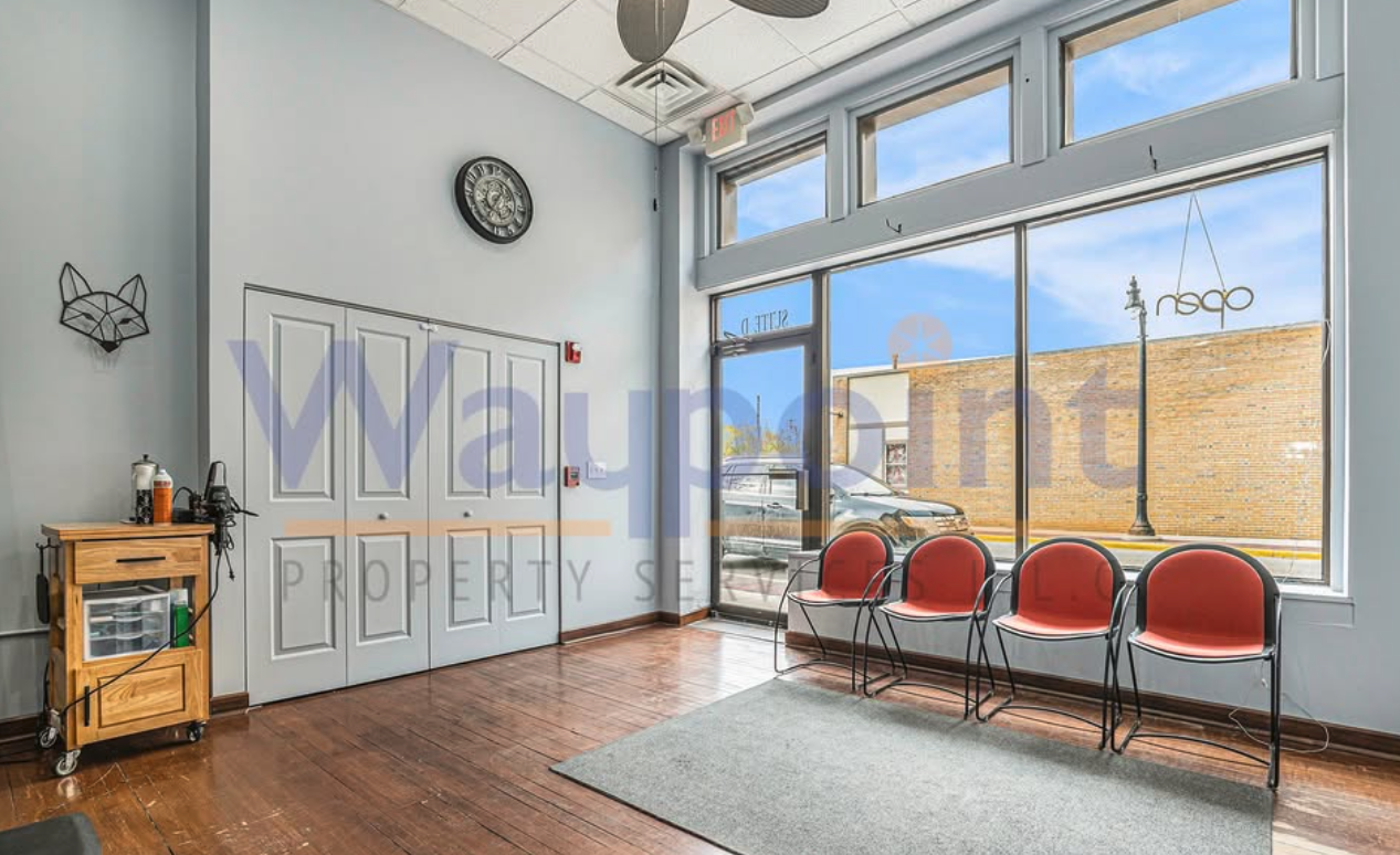 301 S Lafayette St #D - Photo 5 of 11