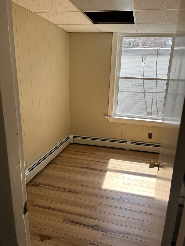 40 Aroostook Ave #1 - Photo 5 of 9