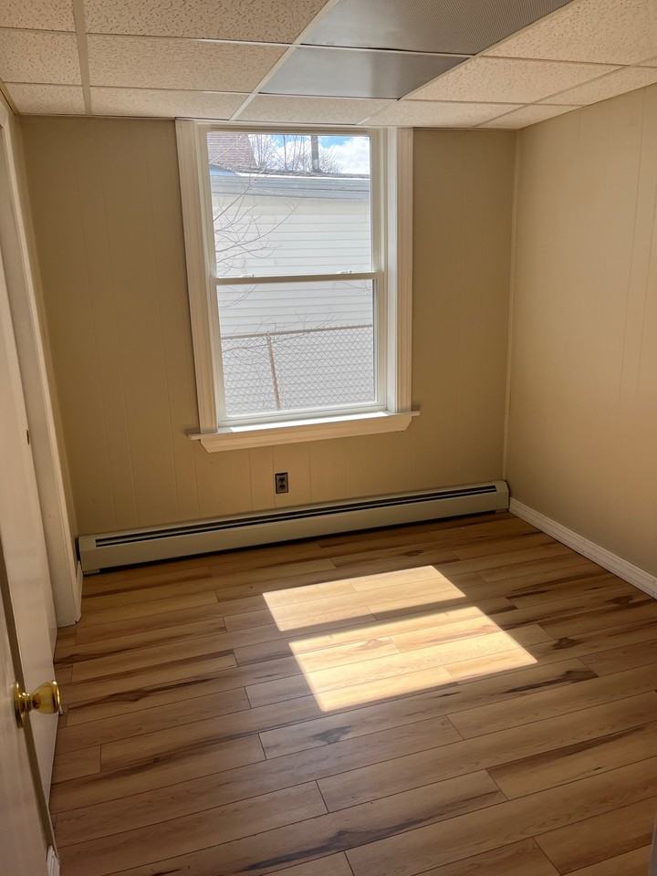 40 Aroostook Ave #1 - Photo 6 of 9