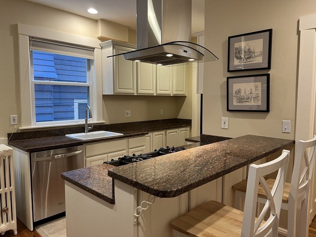 182 Magazine St #1 - Photo 5 of 27