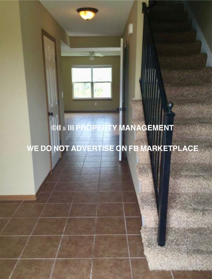 411 S Darrowby Dr #1 - Photo 3 of 28