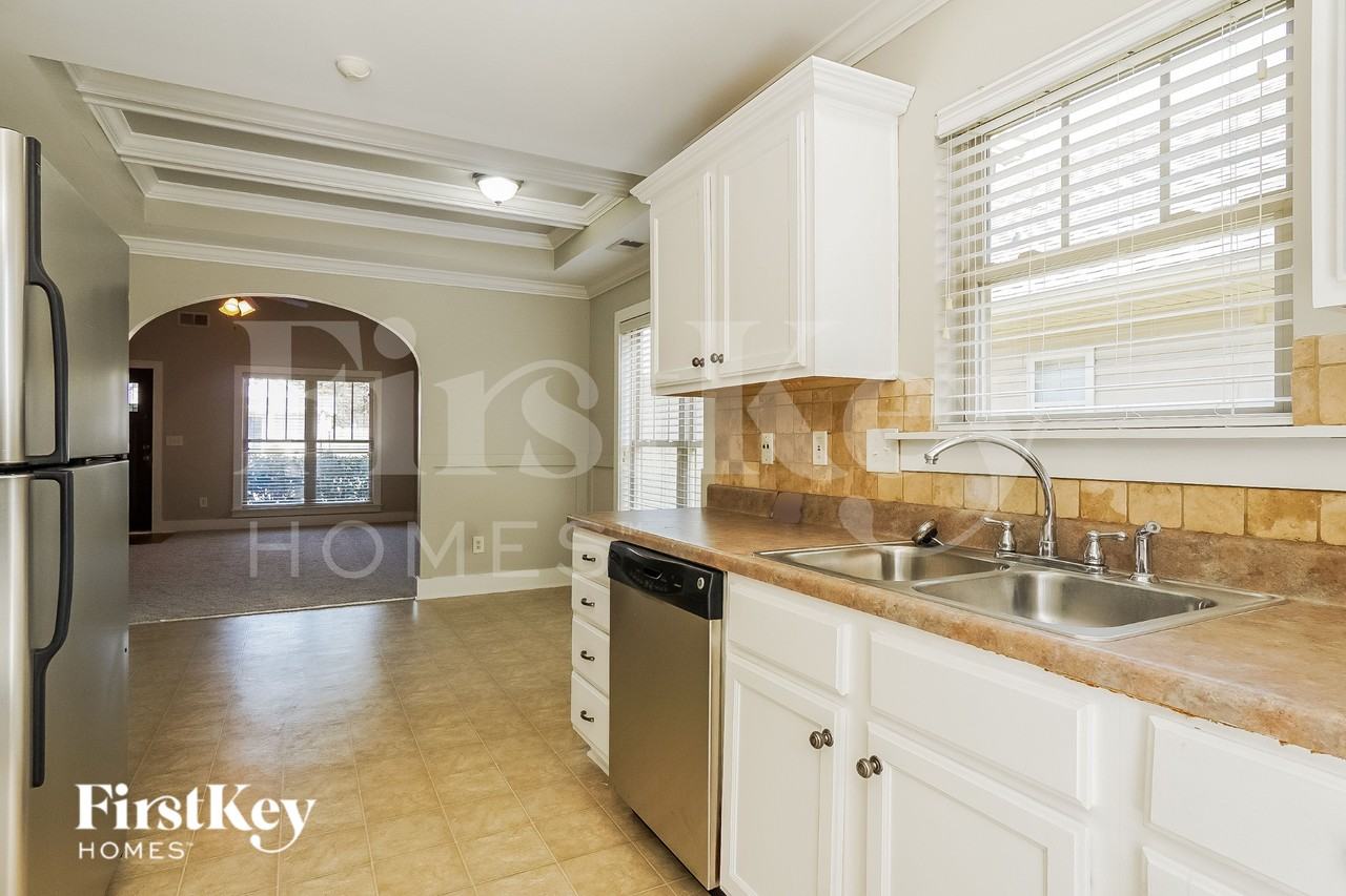 152 Moss Stone Ln - Photo 7 of 15