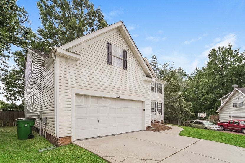 6605 Riva Ridge Ct - Photo 3 of 15