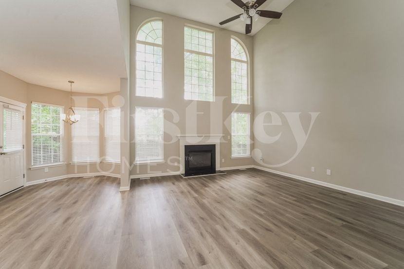 6605 Riva Ridge Ct - Photo 4 of 15