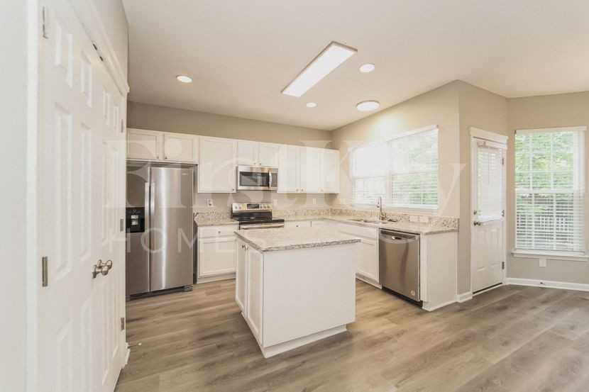 6605 Riva Ridge Ct - Photo 6 of 15