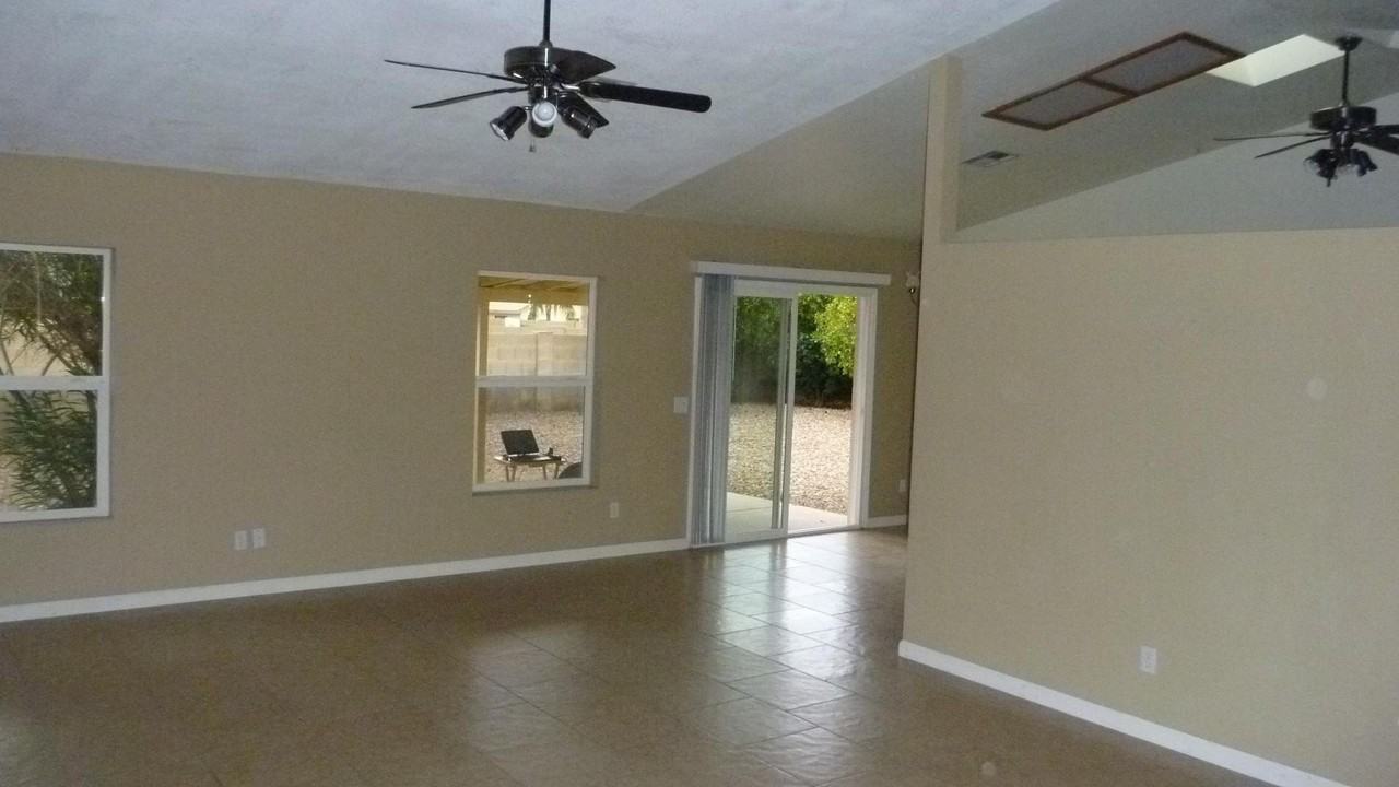 608 S San Marcos Ct - Photo 3 of 7