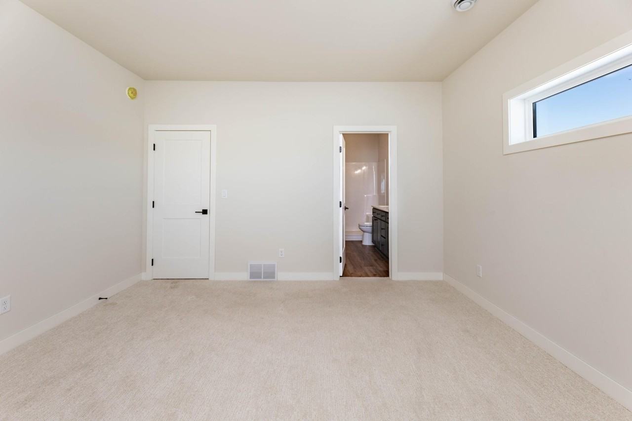 6723 66th Ave S #1 - Photo 7 of 16