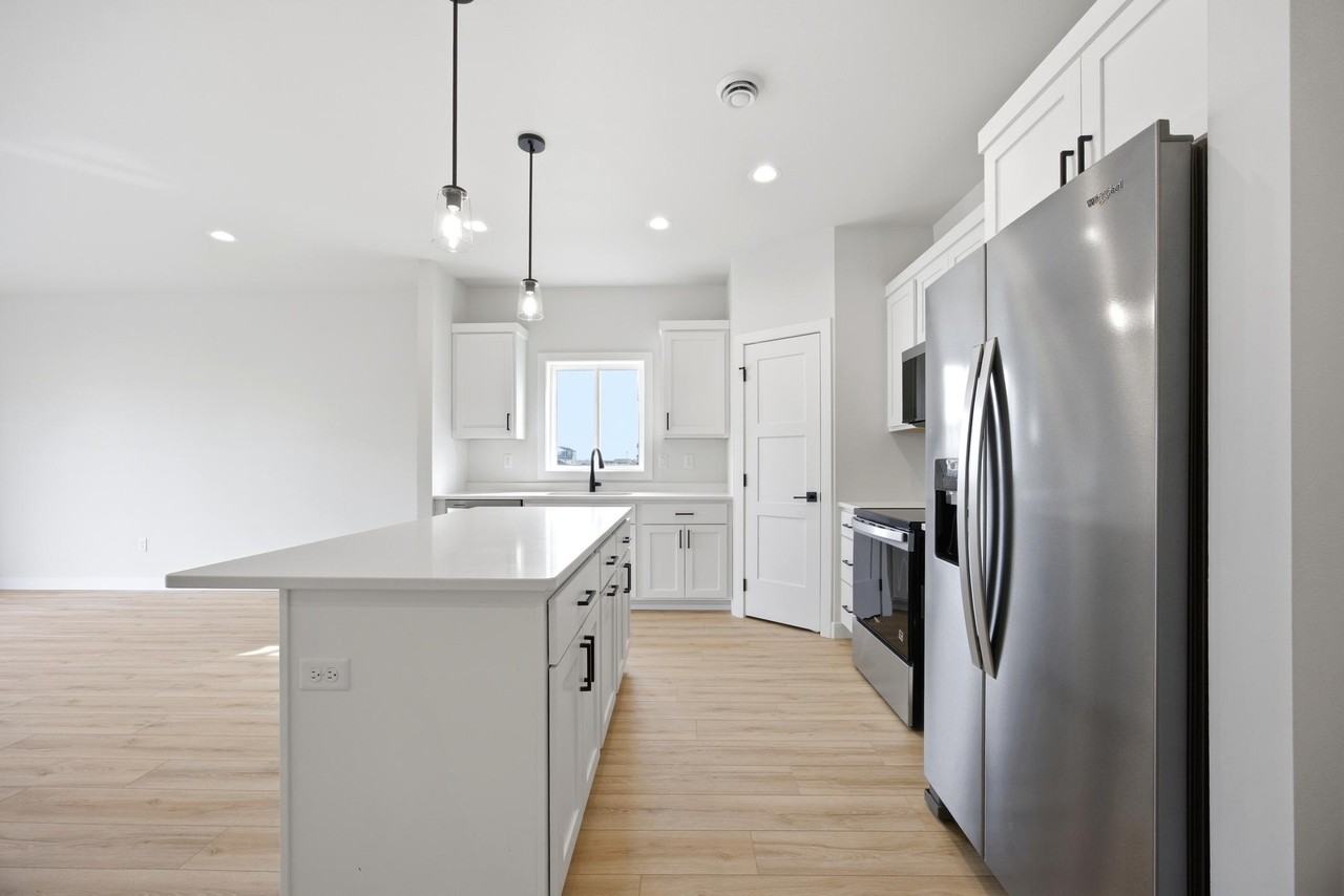 6267 87th Ave S #1 - Photo 3 of 17