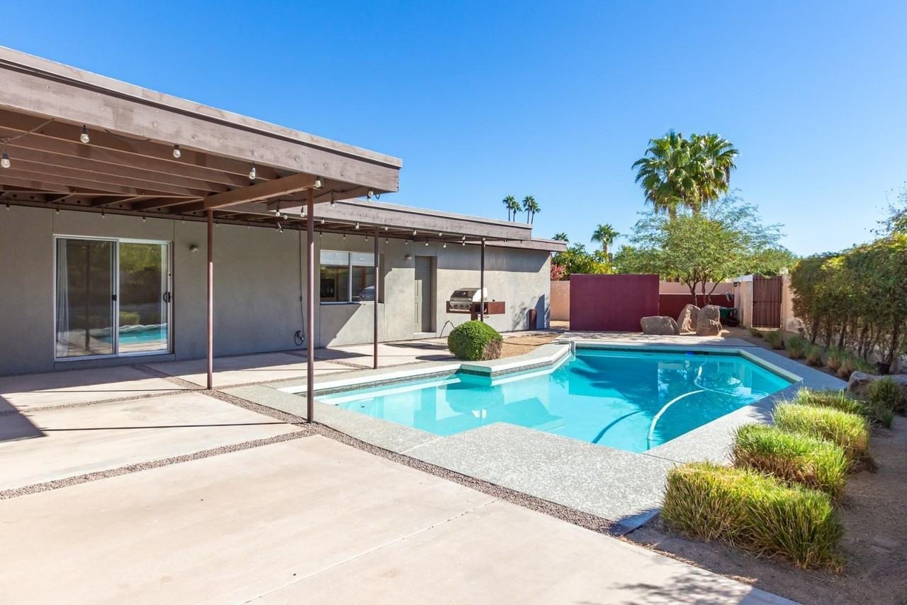 3509 E Cannon Dr - Photo 2 of 20