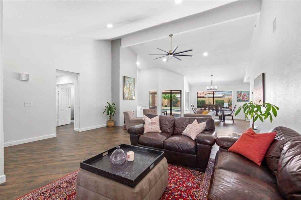 10628 E Cinnabar Ave - Photo 4 of 21