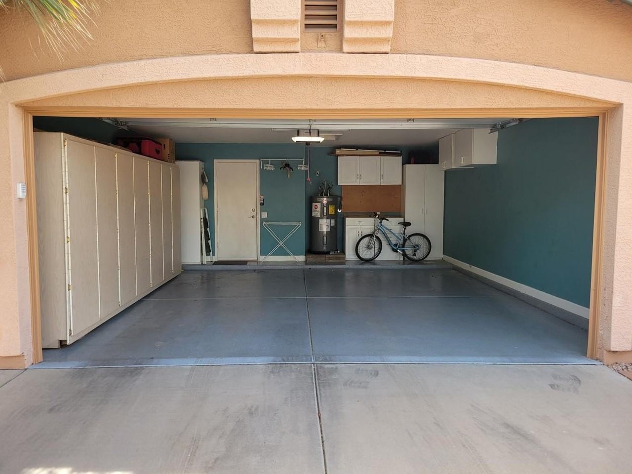 3361 E Sequoia Dr - Photo 2 of 22