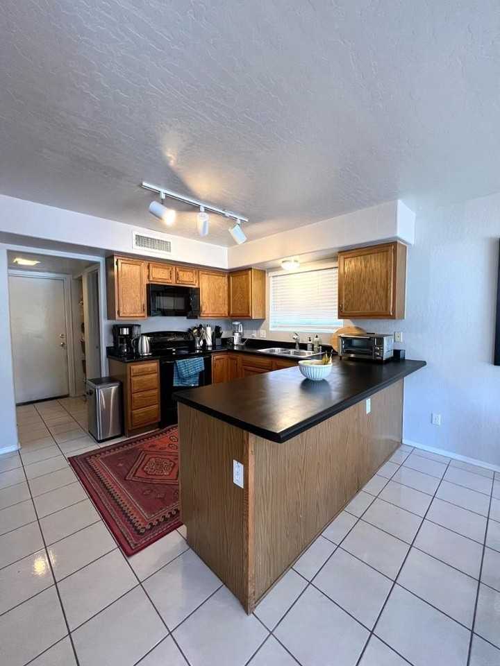 4404 E Bannock St - Photo 6 of 22