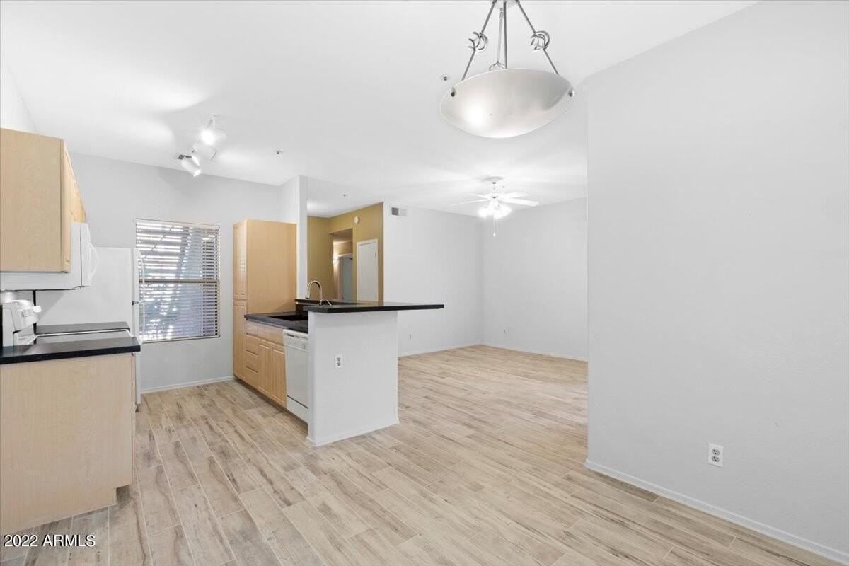 9600 N 96th St #109 - Photo 6 of 22