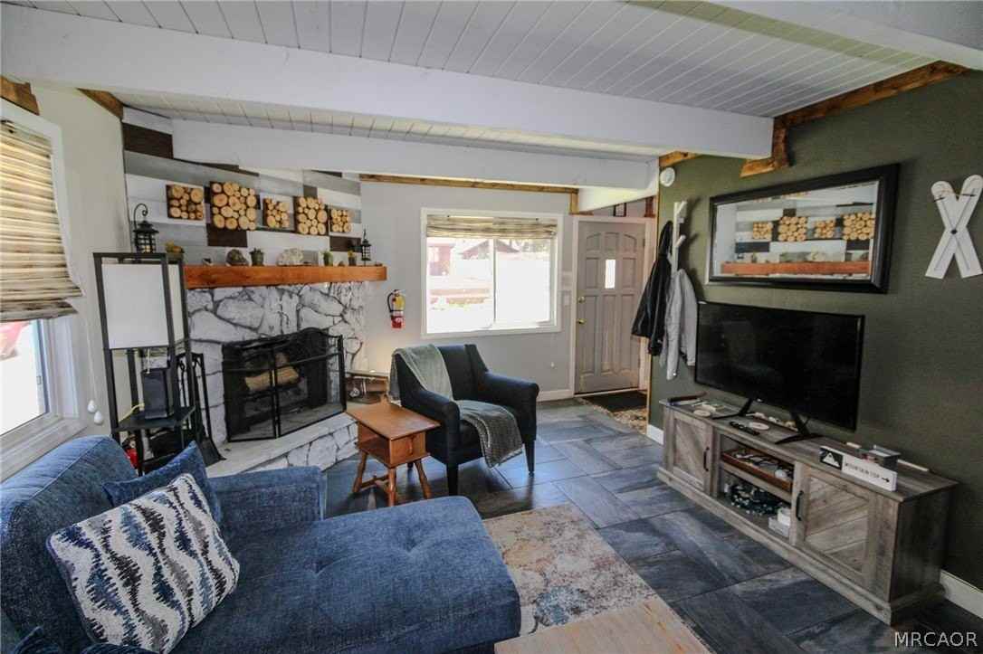913 W Aeroplane Blvd - Photo 4 of 32