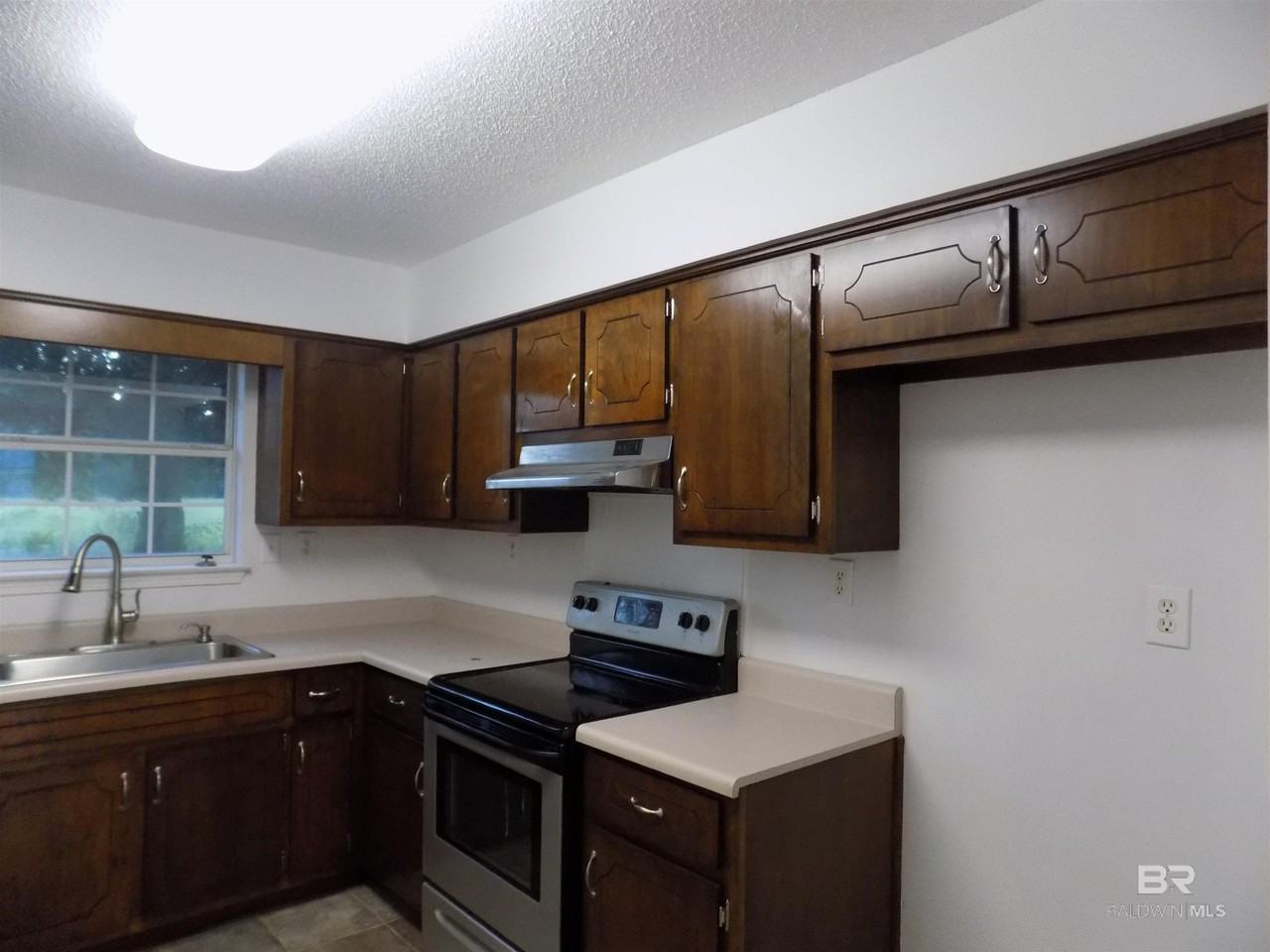 23266 Wilson Dr - Photo 5 of 20