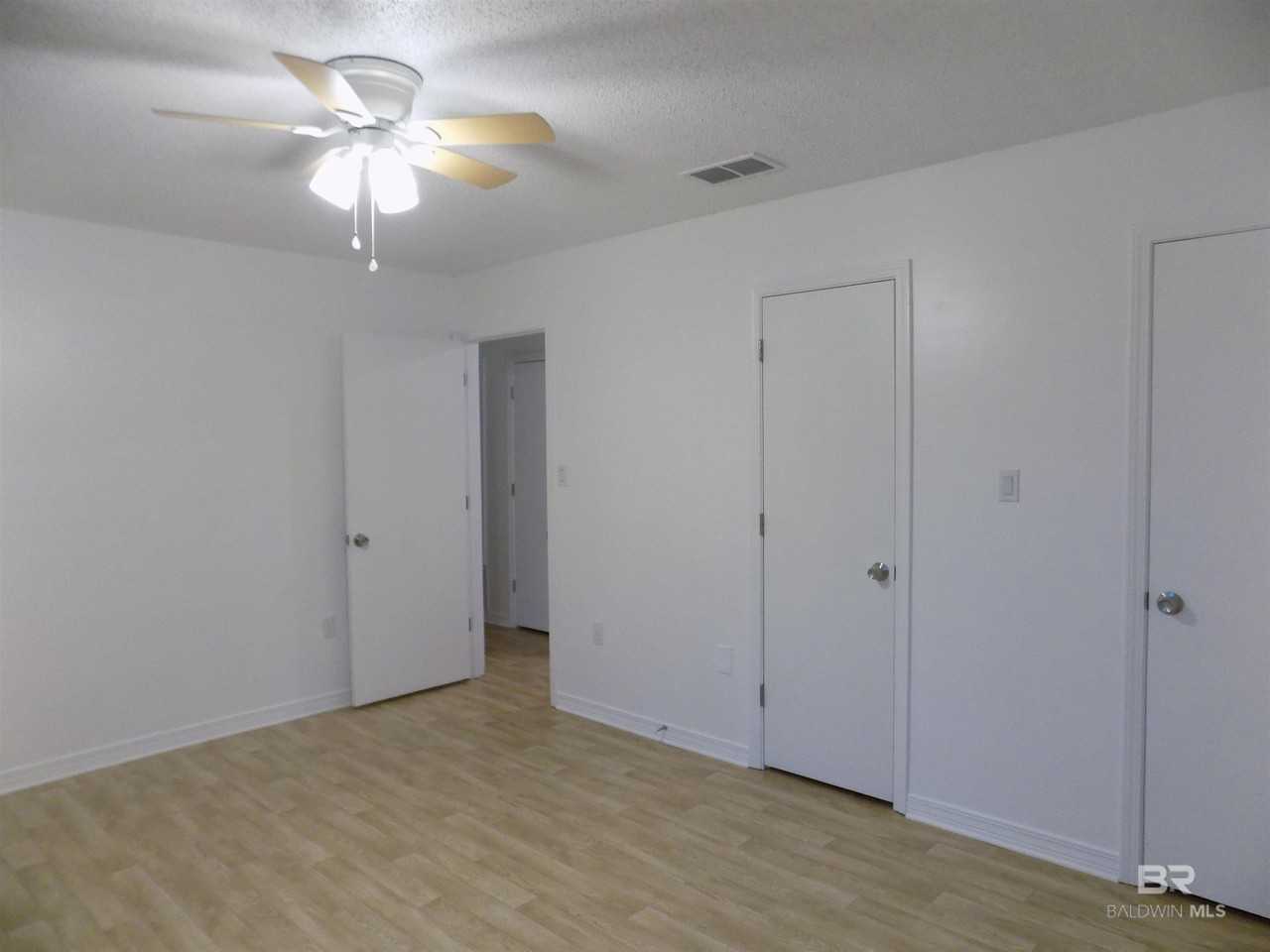 23266 Wilson Dr - Photo 7 of 20