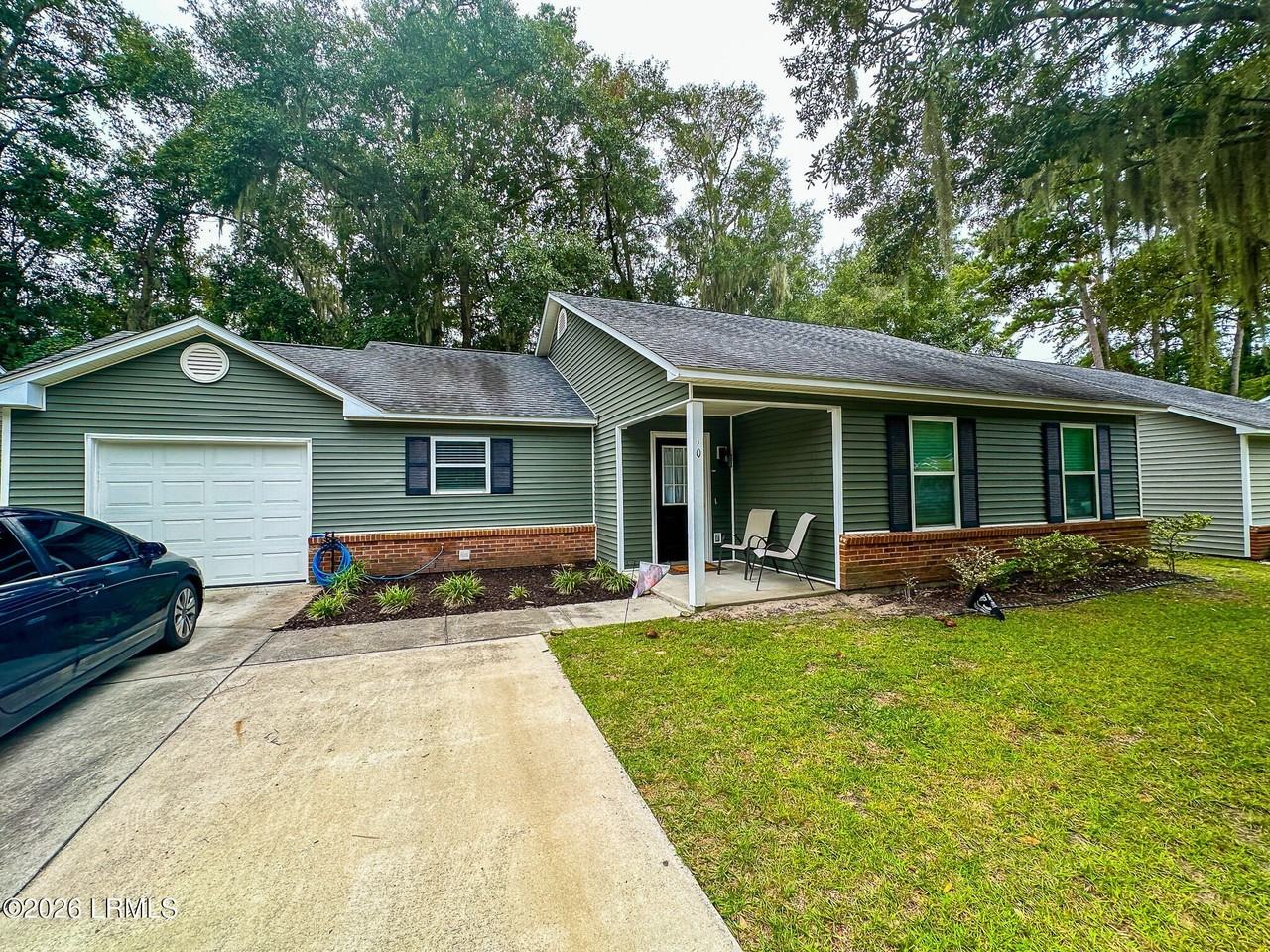 10 Brindlewood Dr - Photo 2 of 34