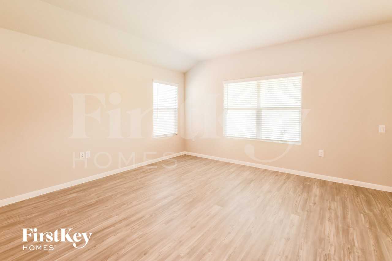 4419 Meadowland Pl - Photo 2 of 15