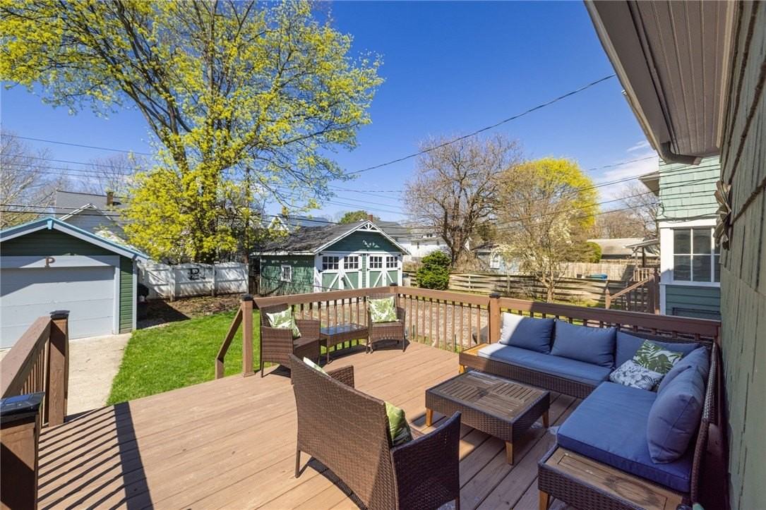 109 Bedford St - Photo 4 of 20